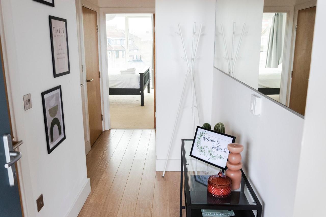 Modern Brixton Apartment London Exterior photo